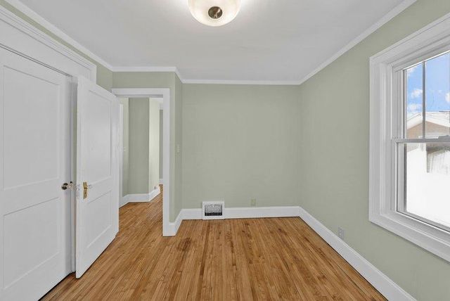 3719 Logan Avenue N, Minneapolis, MN 55412