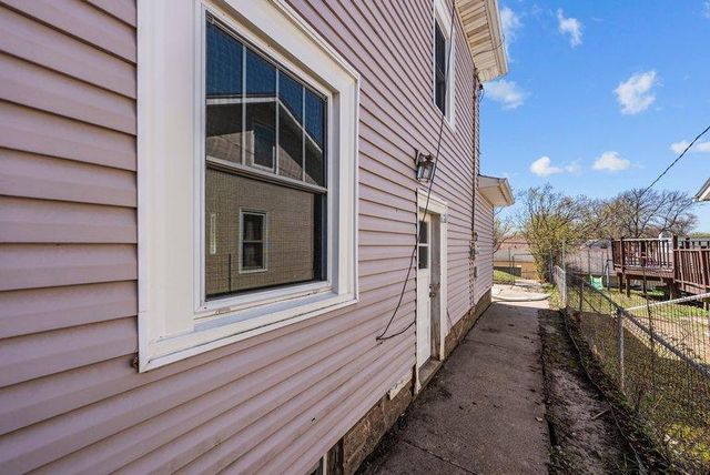 3719 Logan Avenue N, Minneapolis, MN 55412