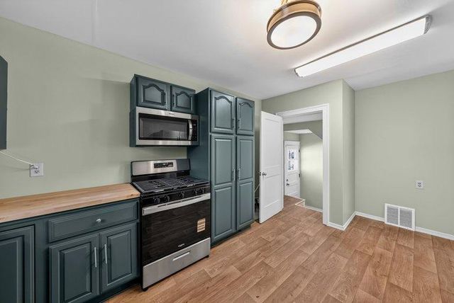 3719 Logan Avenue N, Minneapolis, MN 55412