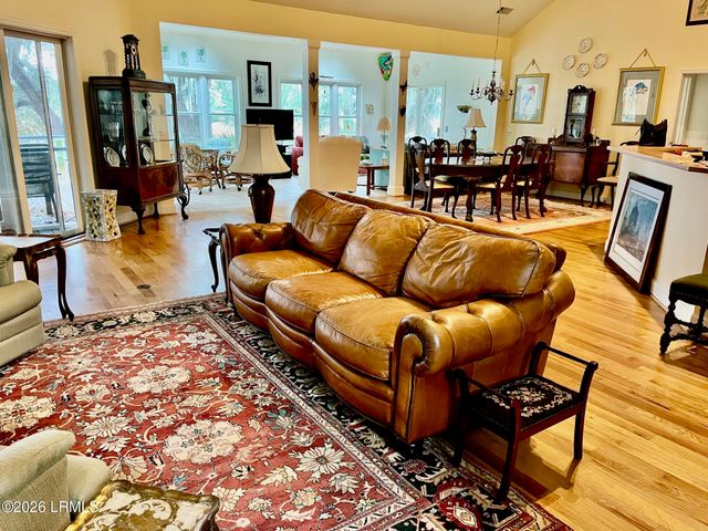 16 Riverview Drive, Beaufort, SC 29907