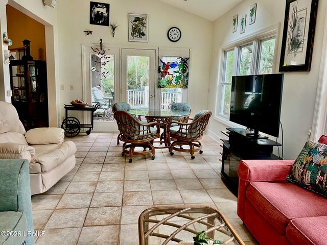 16 Riverview Drive, Beaufort, SC 29907