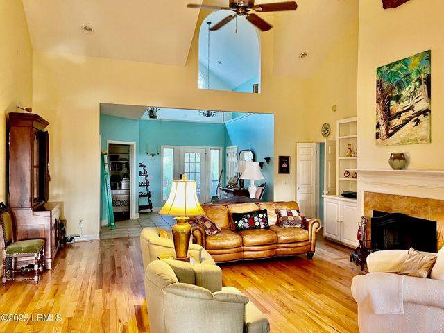 16 Riverview Drive, Beaufort, SC 29907