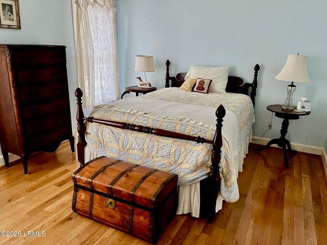 16 Riverview Drive, Beaufort, SC 29907