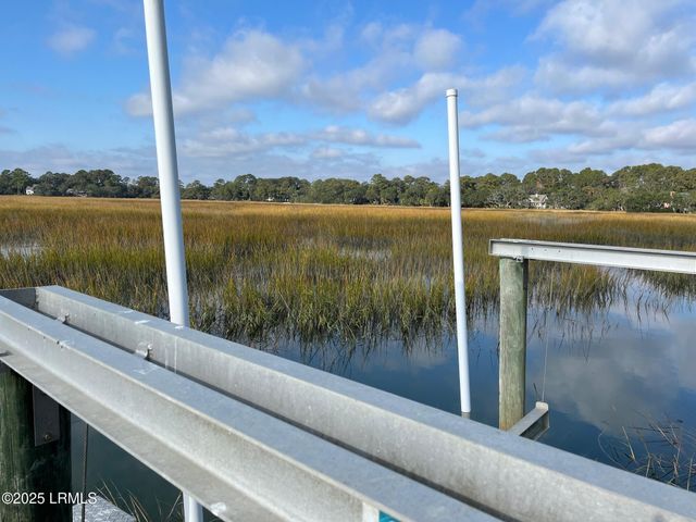 16 Riverview Drive, Beaufort, SC 29907