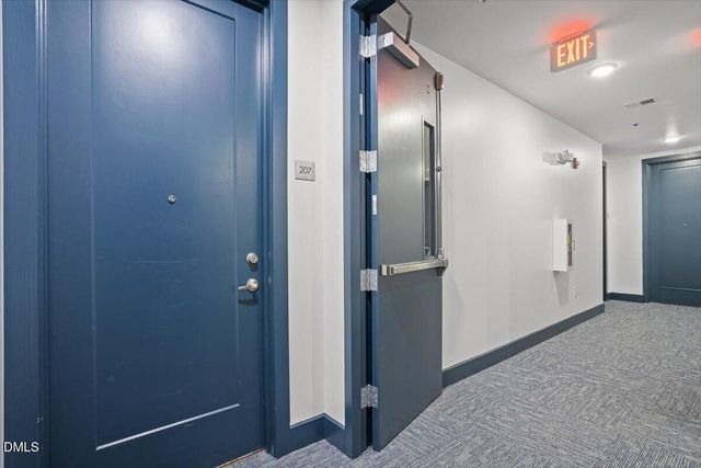 1300 Saint Marys Street 207, Raleigh, NC 27605