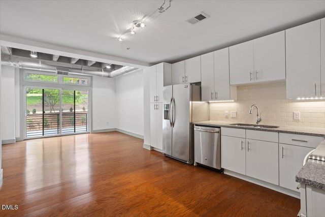 1300 Saint Marys Street 207, Raleigh, NC 27605