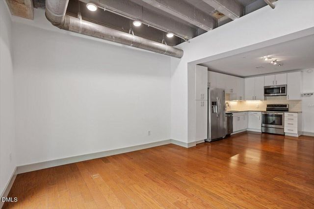 1300 Saint Marys Street 207, Raleigh, NC 27605