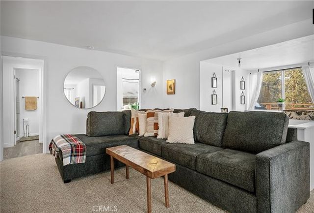 805 Cove Drive, Big Bear Lake, CA 92315