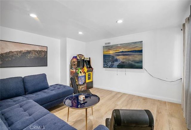 805 Cove Drive, Big Bear Lake, CA 92315