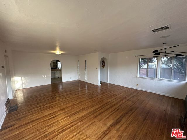 4001 Chevy Chase Drive, Los Angeles, CA 90039