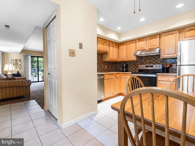 183 BASSWOOD CT, Warrington, PA 18976