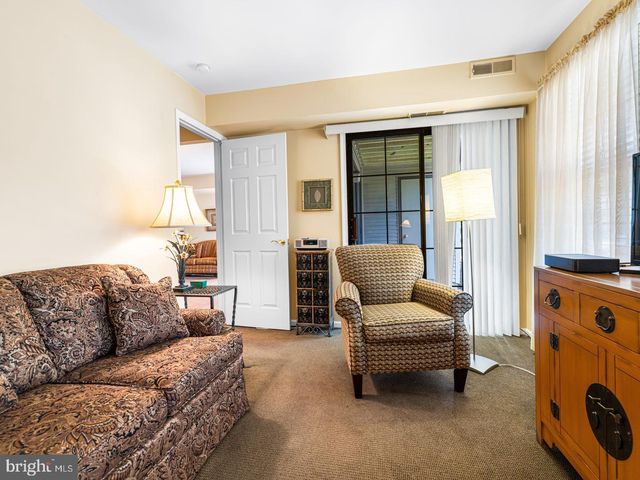 183 BASSWOOD CT, Warrington, PA 18976