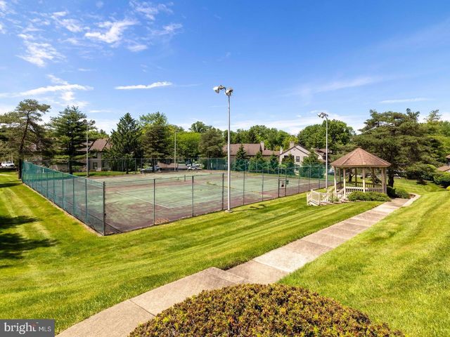 183 BASSWOOD CT, Warrington, PA 18976