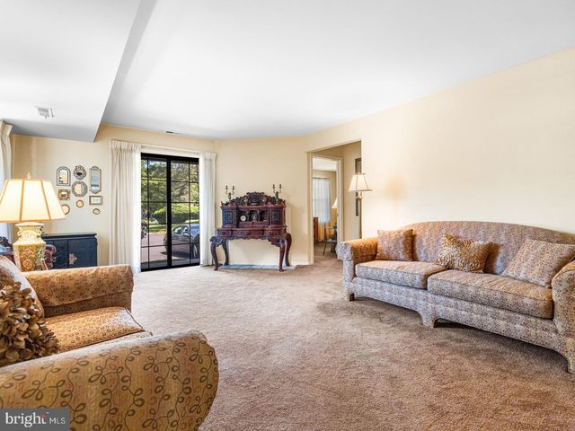 183 BASSWOOD CT, Warrington, PA 18976