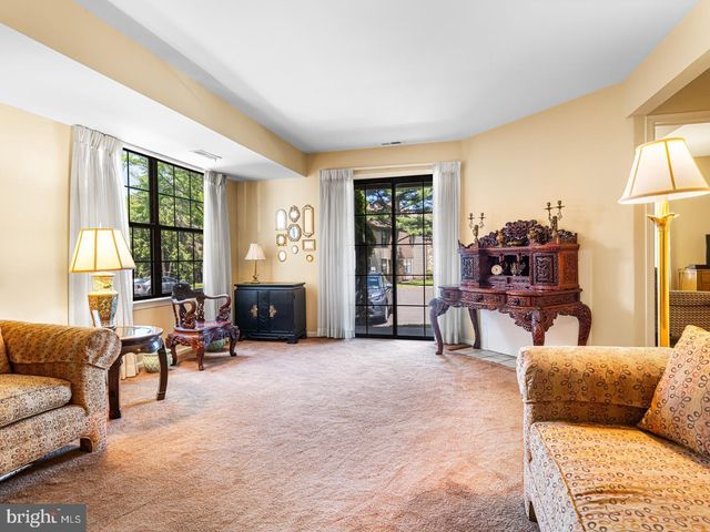 183 BASSWOOD CT, Warrington, PA 18976