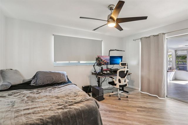 10569 LAKE VISTA DRIVE, Seminole, FL 33772