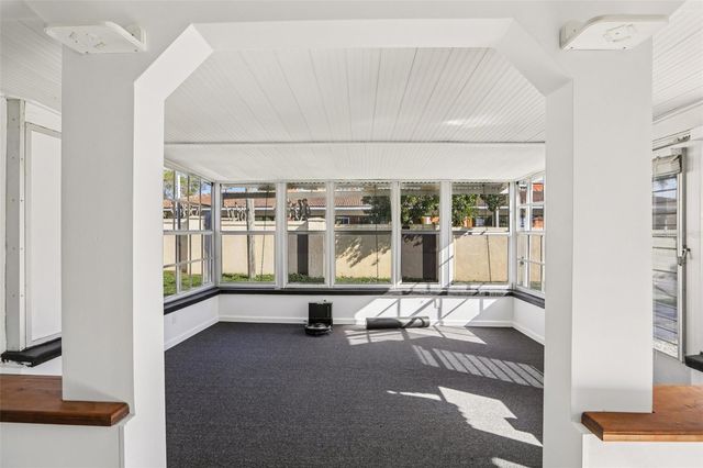 10569 LAKE VISTA DRIVE, Seminole, FL 33772