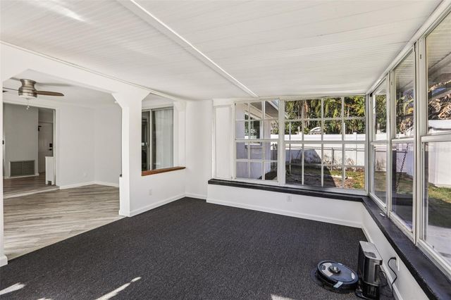 10569 LAKE VISTA DRIVE, Seminole, FL 33772