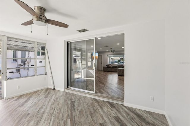 10569 LAKE VISTA DRIVE, Seminole, FL 33772