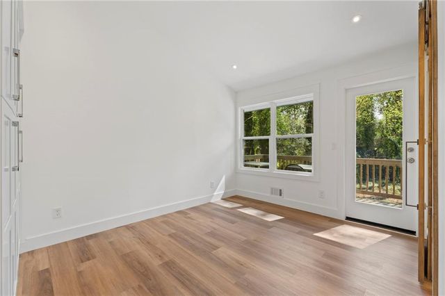 2746 Dale Creek Drive NW, Atlanta, GA 30318