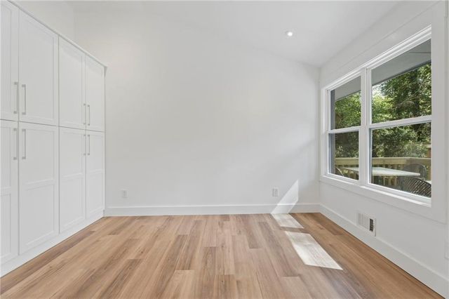 2746 Dale Creek Drive NW, Atlanta, GA 30318