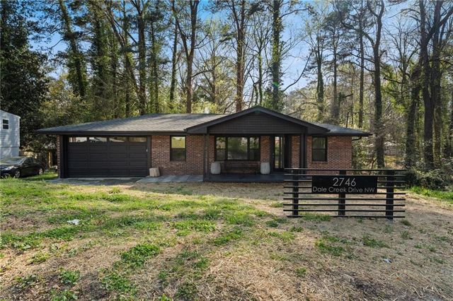 2746 Dale Creek Drive NW, Atlanta, GA 30318