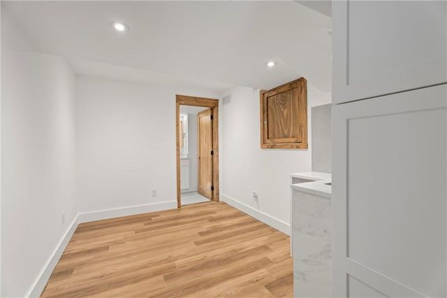 2746 Dale Creek Drive NW, Atlanta, GA 30318