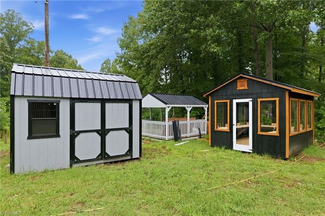 539 Piney Fork Church Road, Eden, NC 27288