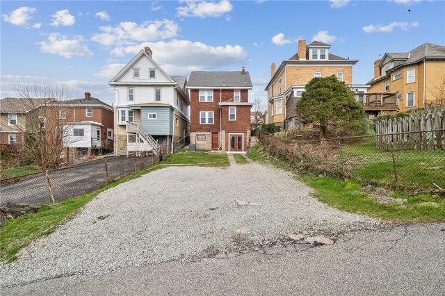 1304 Chelton Ave, Brookline, PA 15226