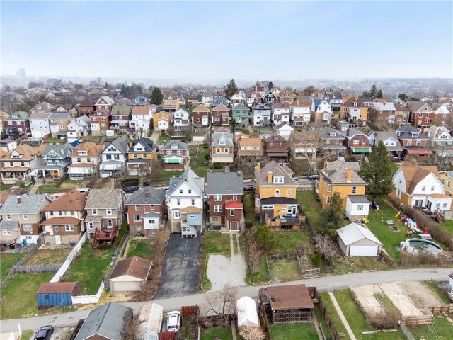 1304 Chelton Ave, Brookline, PA 15226