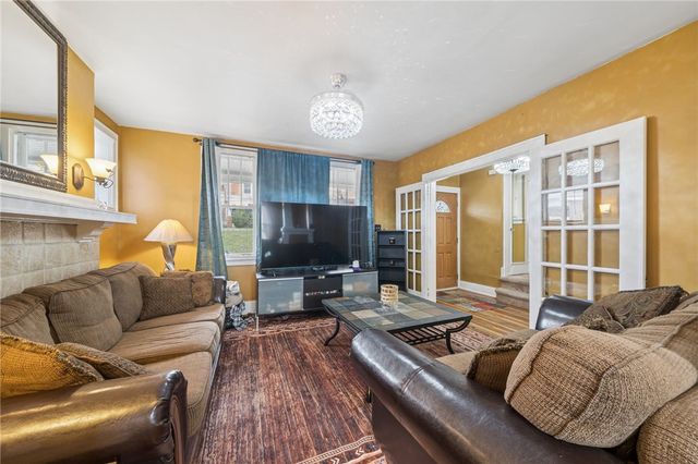 1304 Chelton Ave, Brookline, PA 15226