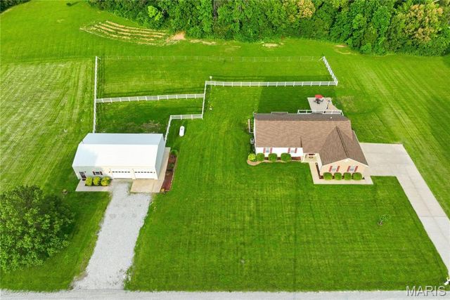 140 Brandi Lynn Drive, Foristell, MO 63348