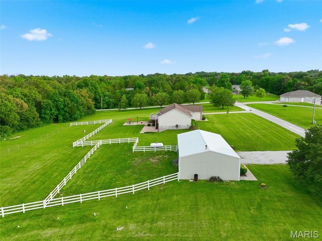 140 Brandi Lynn Drive, Foristell, MO 63348