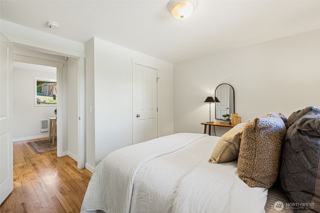 6525 154th Avenue NE, Redmond, WA 98052