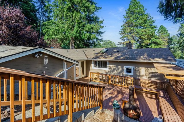 6525 154th Avenue NE, Redmond, WA 98052