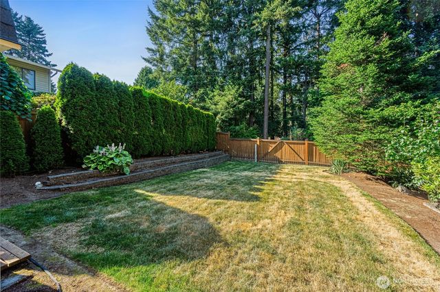 6525 154th Avenue NE, Redmond, WA 98052