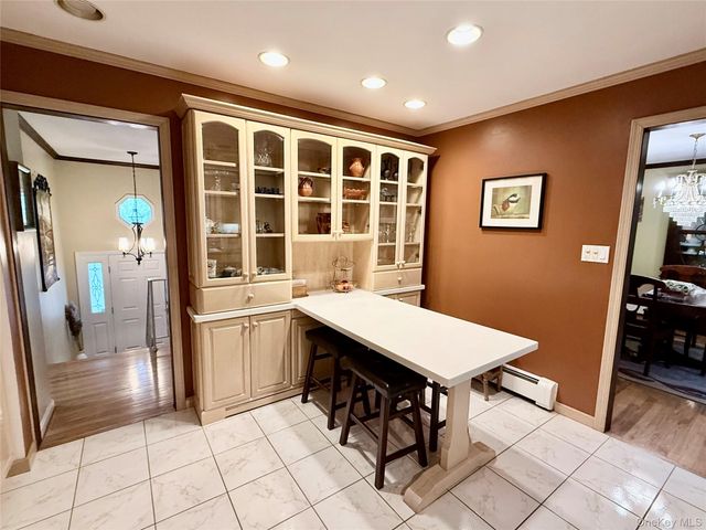 15 Trenton Road, Fishkill, NY 12524