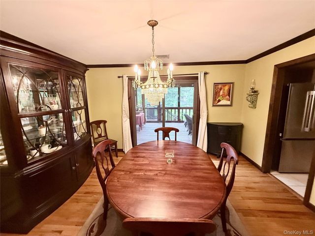 15 Trenton Road, Fishkill, NY 12524