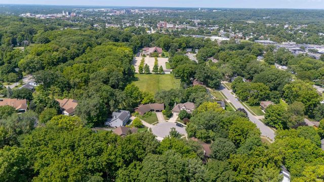 60 Sunrise Drive, Lafayette, IN 47904