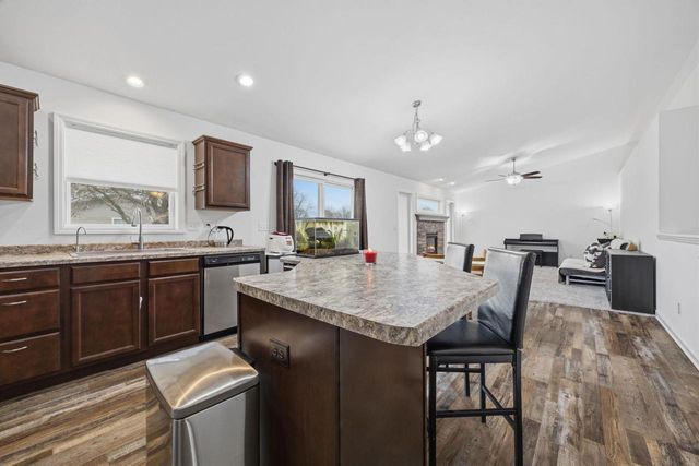 8 W Gailen Lane, Milton, WI 53563