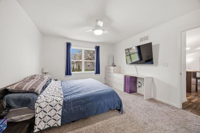 8 W Gailen Lane, Milton, WI 53563