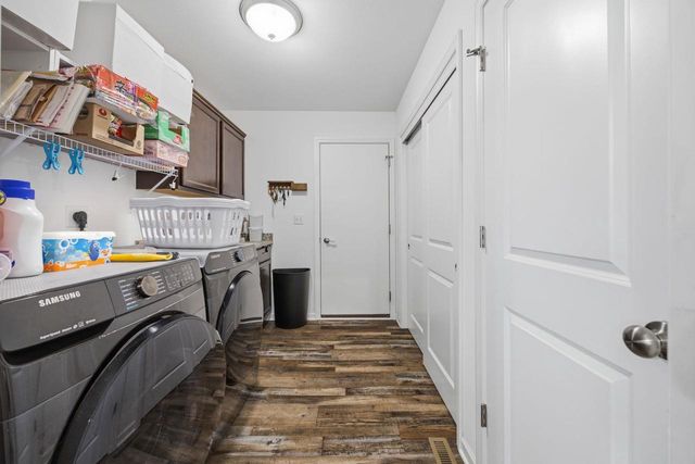 8 W Gailen Lane, Milton, WI 53563