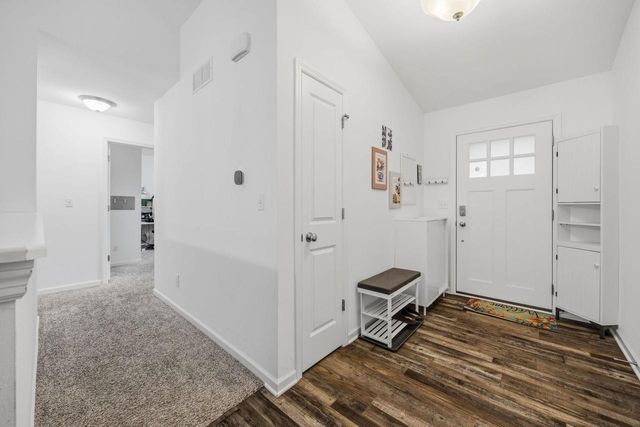 8 W Gailen Lane, Milton, WI 53563