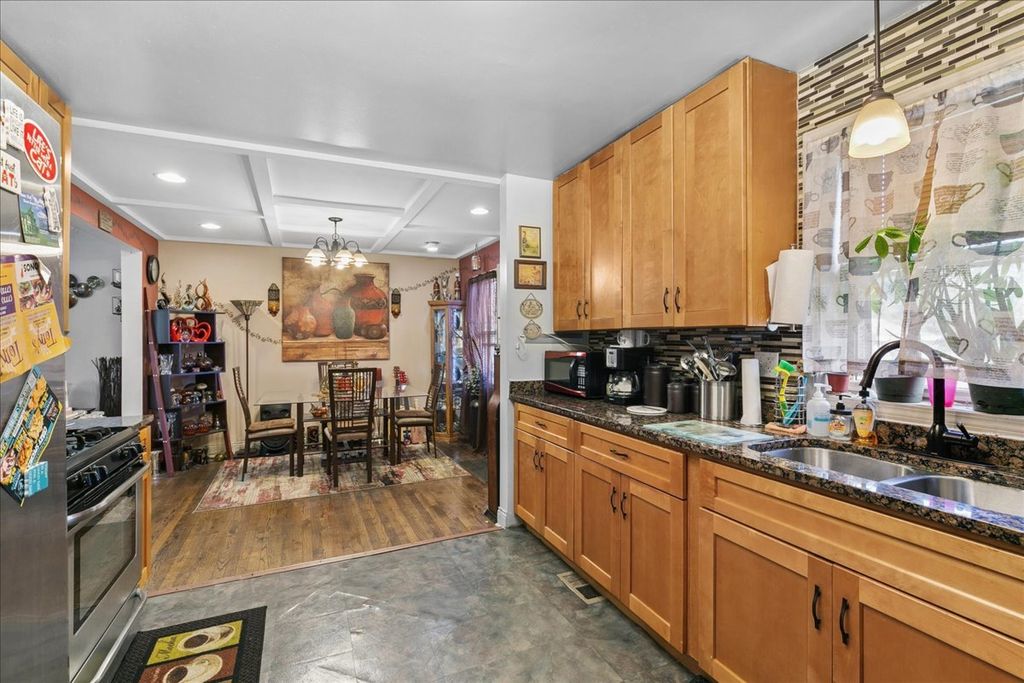 10609 S Indiana Avenue, Chicago, IL 60628 — photo 4