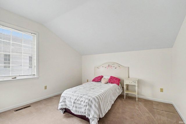 1811 E Madison Street, South Bend, IN 46617