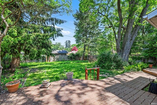 1811 E Madison Street, South Bend, IN 46617