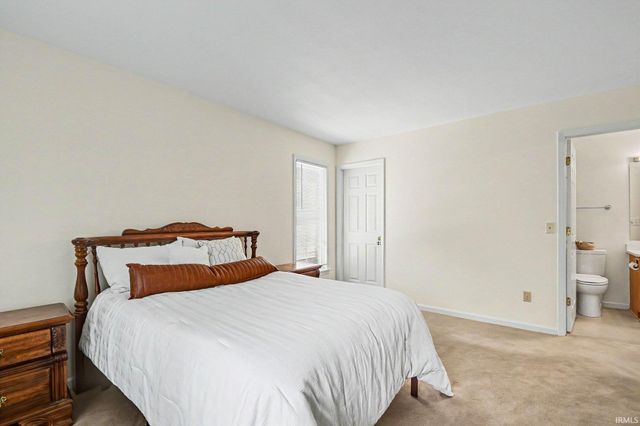 1811 E Madison Street, South Bend, IN 46617