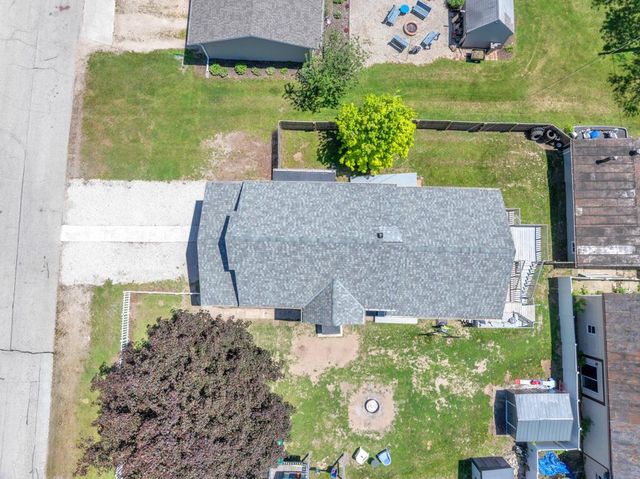 717 W 3rd STREET, Waldo, WI 53093
