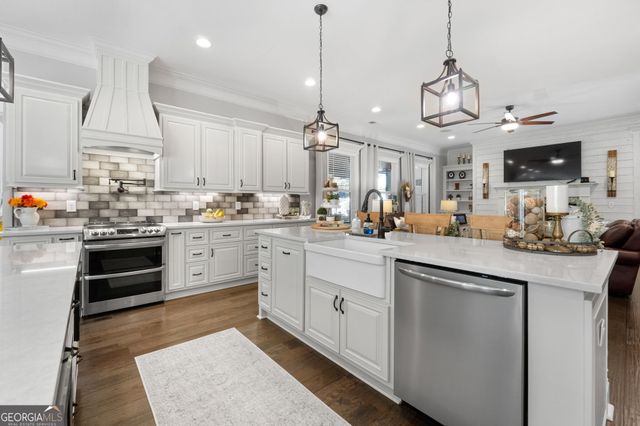 173 Dolly Nixon Road, Senoia, GA 30276