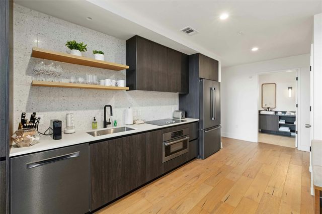48 East Ave 1301, Austin, TX 78701